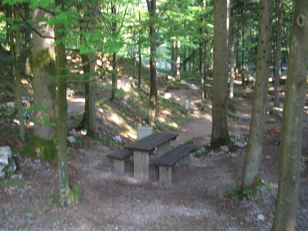 Camping Pivka Jama Postojna Exteriör bild