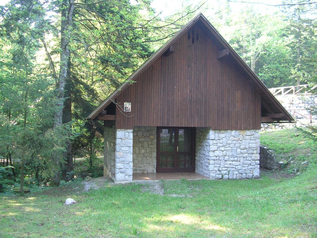 Camping Pivka Jama Postojna Exteriör bild