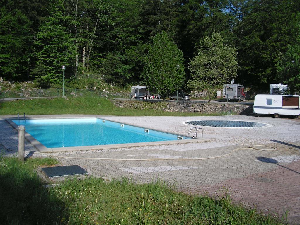 Camping Pivka Jama Postojna Exteriör bild